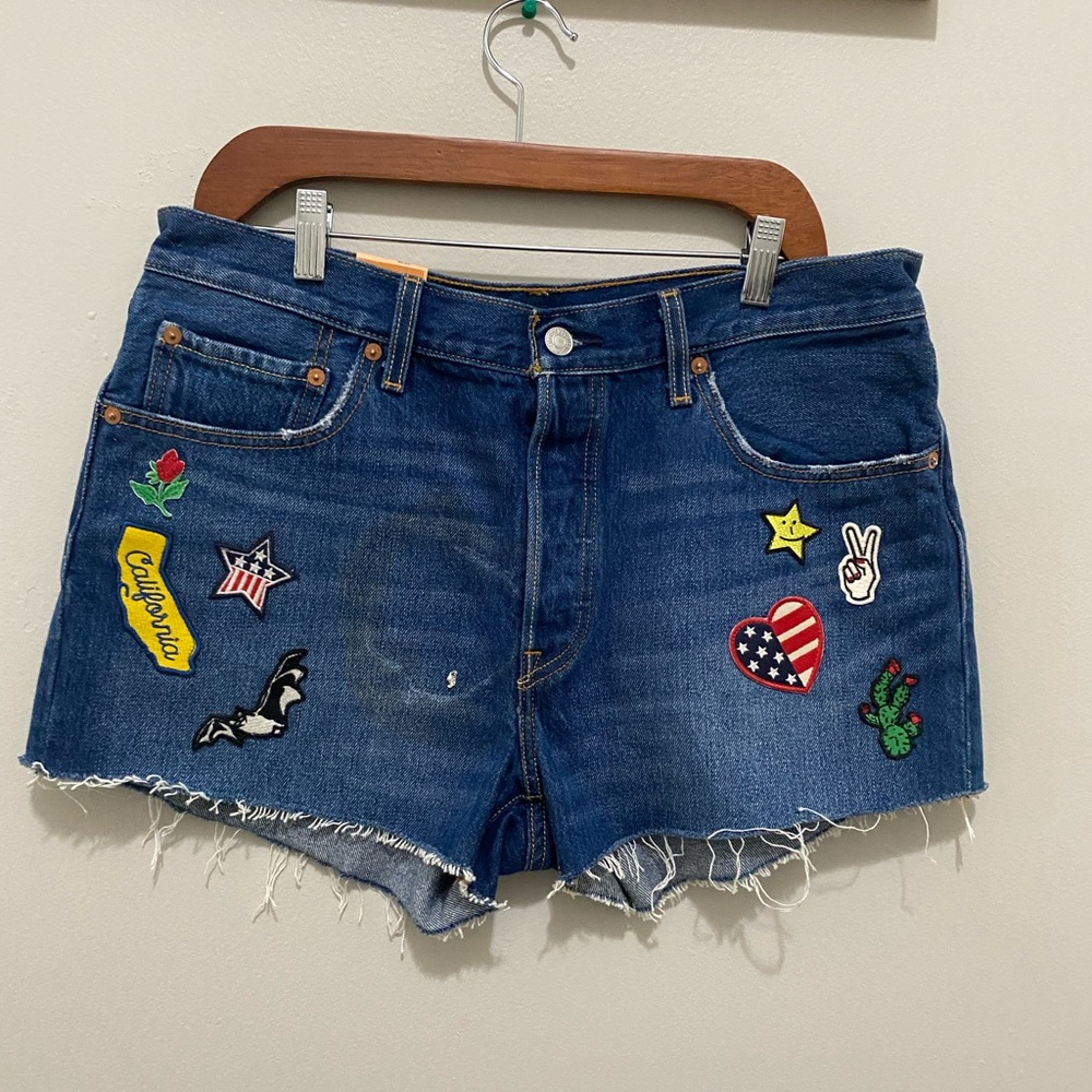NWT Levi's Denim Jeans Shorts with Fun Patches